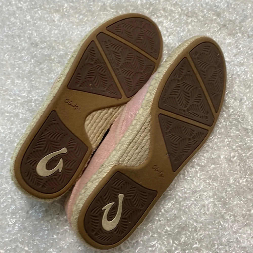 OluKai Ladies Size 6 Pink Kaula Pa’a  Kapa Loafers